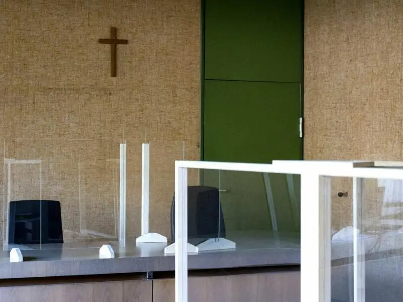 Ein Kreuz in einem bayerischen Gerichtssaal