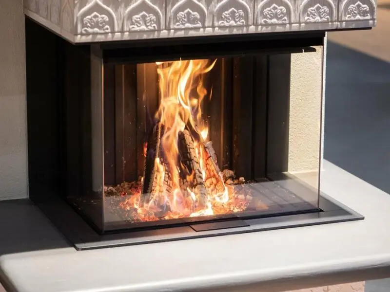Feuer in einem Kamin
