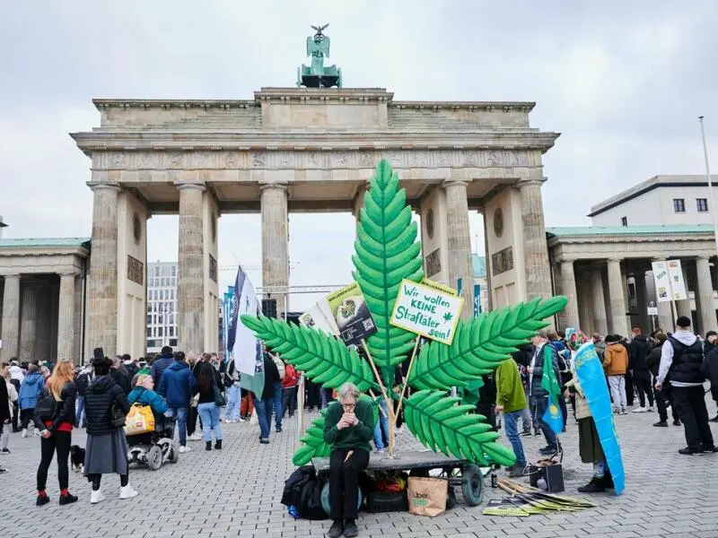 Demonstration 2023 für die Freigabe von Cannabis