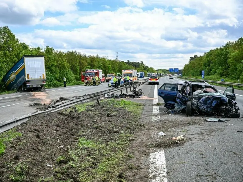Tote bei Unfall auf der A6 in Bayern