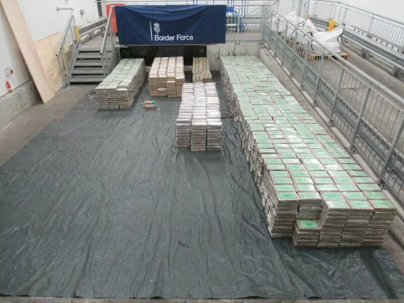 Briten stellen 5,7 Tonnen Kokain auf dem Weg nach Hamburg sicher