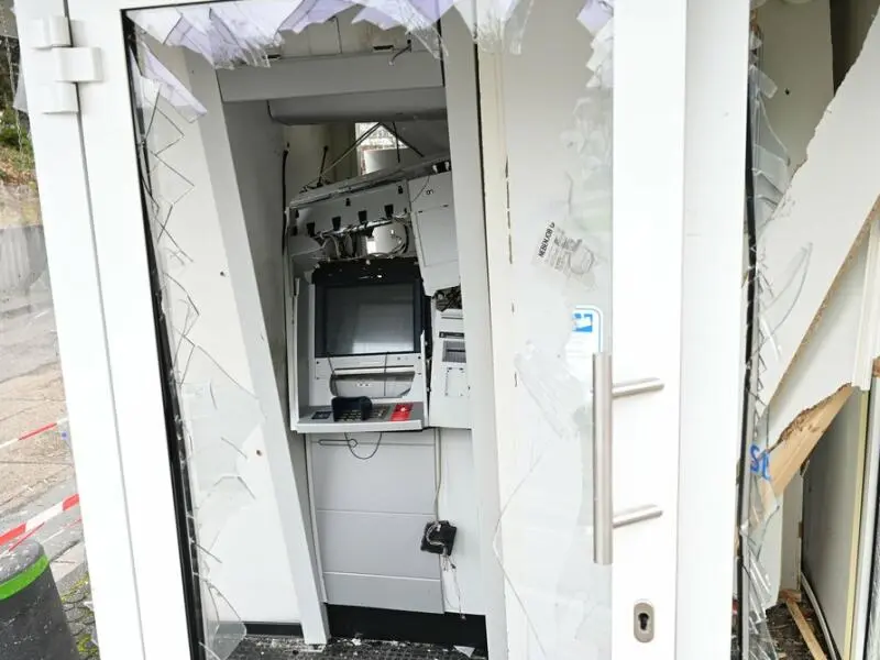 Gesprengter Geldautomat