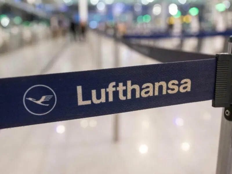 Streik des Lufthansa Kabinenpersonals - München