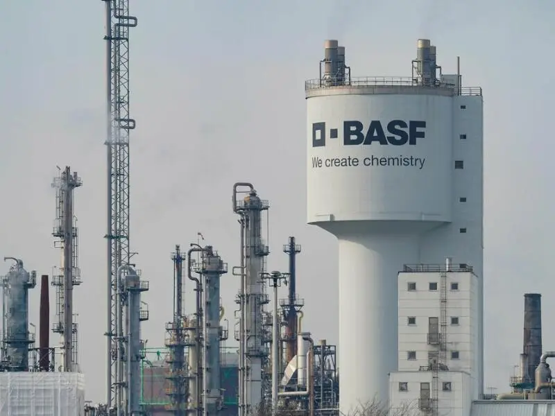 Eine BASF-Anlage in Ludwigshafen