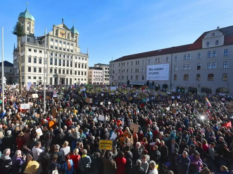 Demonstrationen gegen rechts - Augsburg