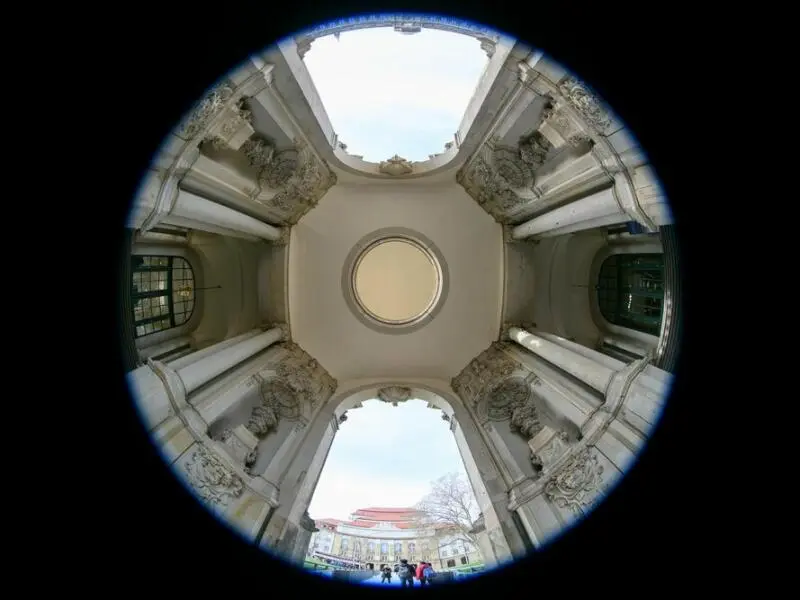 Portalpavillon unter dem Kronentor zum Dresdner Zwinger