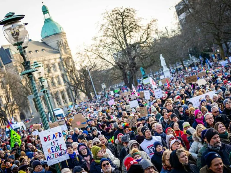 Demonstrationen gegen Rechtsextremismus: Hannover