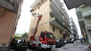 Nach Erdbeben in Neapel
