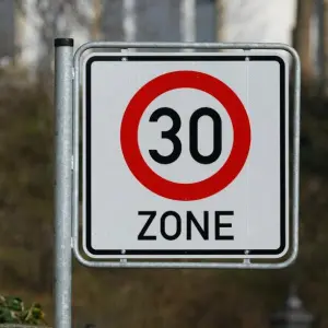 Schild 30 Zone