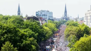 Straßen in Kreuzberg für Karneval der Kulturen gesperrt