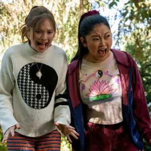 Boo, Bitch auf Netflix: Alles zur Geister-Comedy mit dem To All the Boys I’ve Loved Before-Star Lana Condor