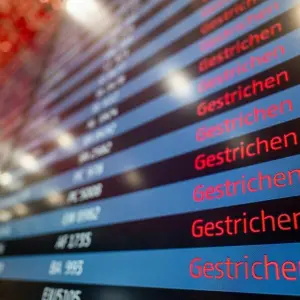 Warnstreik an deutschen Flughäfen