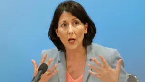 Wirtschaftsministerin Daniela Schmitt
