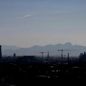 München vor Alpenpanorama
