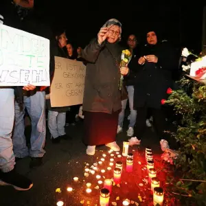 Mahnwache nach tödlichem Polizeieinsatz in Mannheim