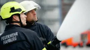«Einsatz für Henning Baum: 112 Inside Feuerwehr