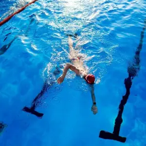 Schwimmen lernen und Leben retten