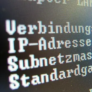 «IP-Adresse» steht auf einem Bildschirm