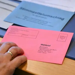 Beginn der Briefwahl für die Teilwiederholungswahl Berlin