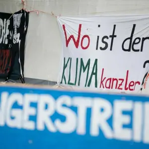 Klima-Hungerstreik Regierungsviertel Berlin