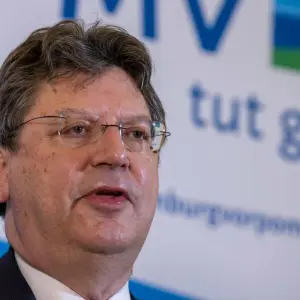 MV-Verkehrsminister Reinhard Meyer