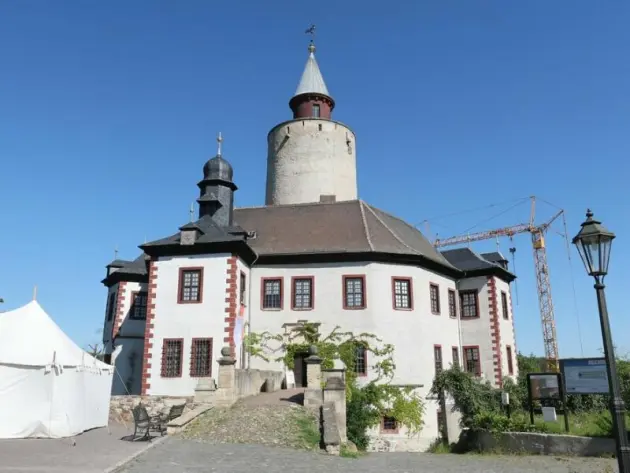 Wiederaufbau des Nordflügels Burg Posterstein