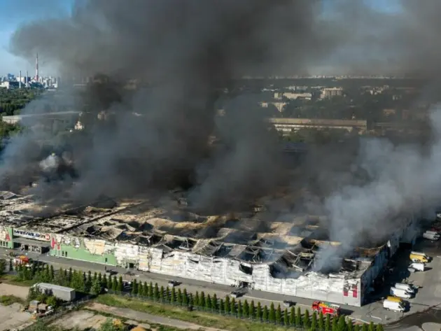 Großbrand in Einkaufszentrum
