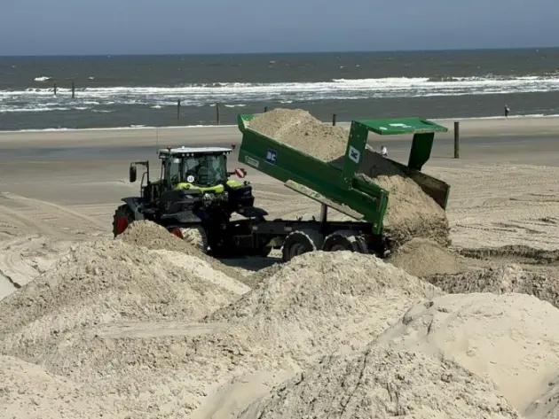 Sandaufschüttung auf Norderney