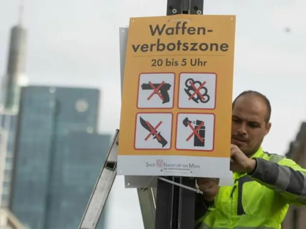 Waffenverbotszone in Frankfurt eingerichtet