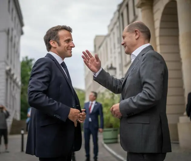 Bundeskanzler Scholz trifft Macron in Potsdam