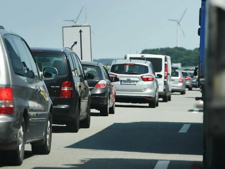 Stau auf Autobahn