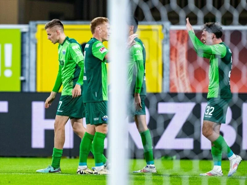 SC Paderborn 07 - Jahn Regensburg