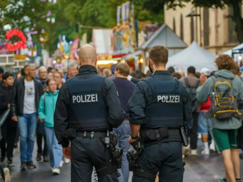 Erhöhte Sicherheit (hier beim Mainfest Frankfurt 2023)