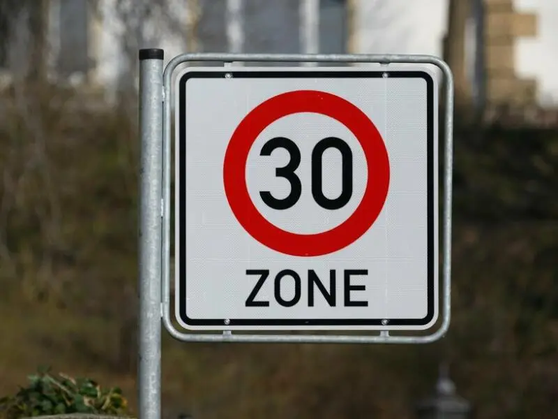 Schild 30 Zone