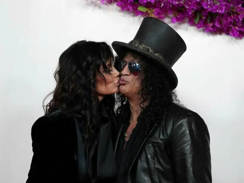 Meegan Hodges (l) und Slash