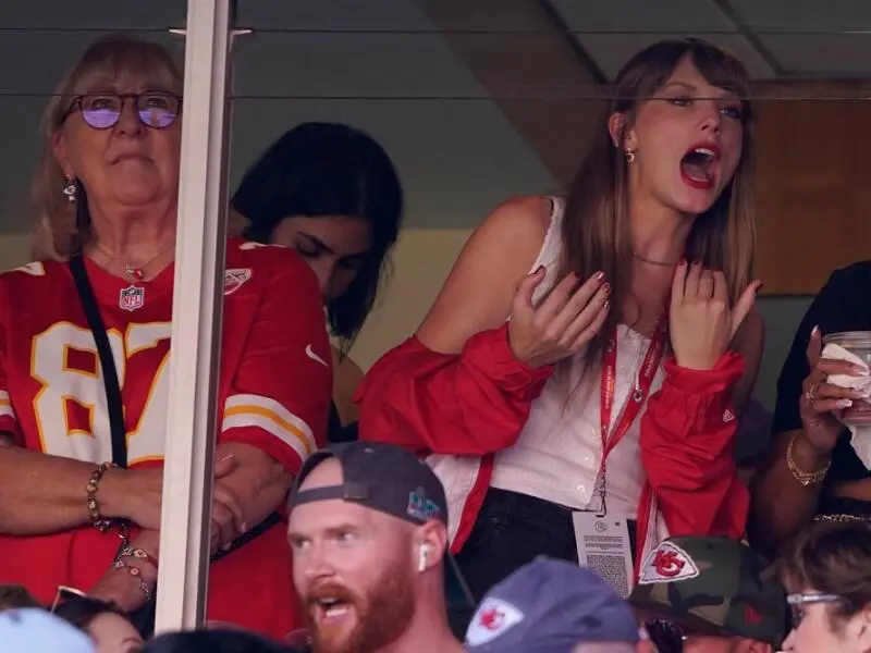 Taylor Swift bei Football-Spiel der Kansas City Chiefs