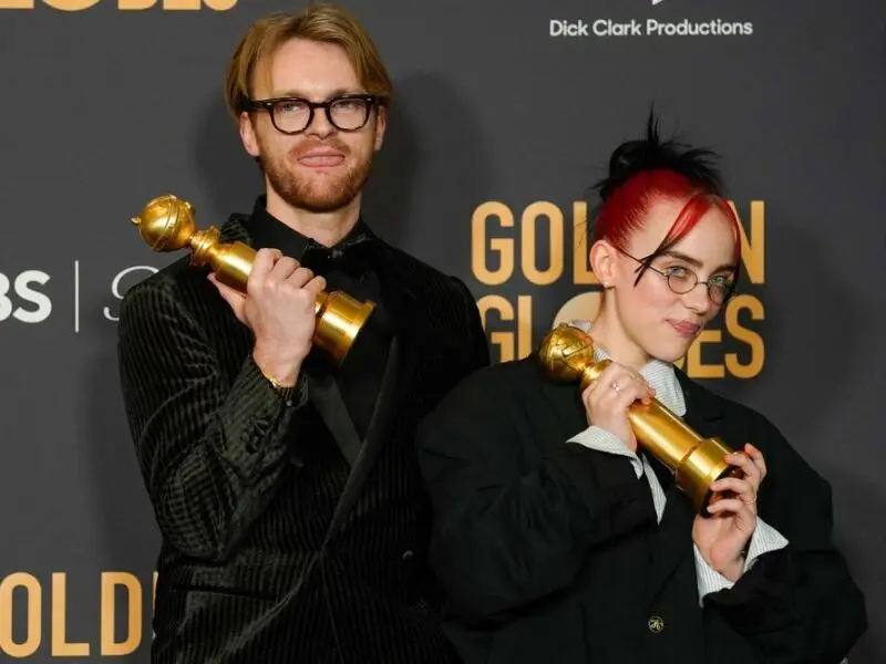 Golden Globes - Billie Eilish + Finneas