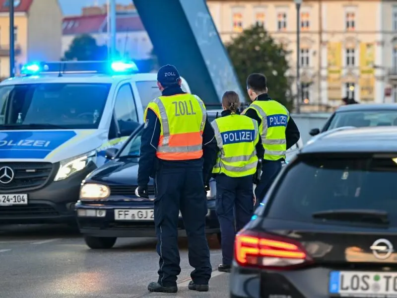 Bundespolizei mit stationärer Kontrolle an Grenze zu Polen