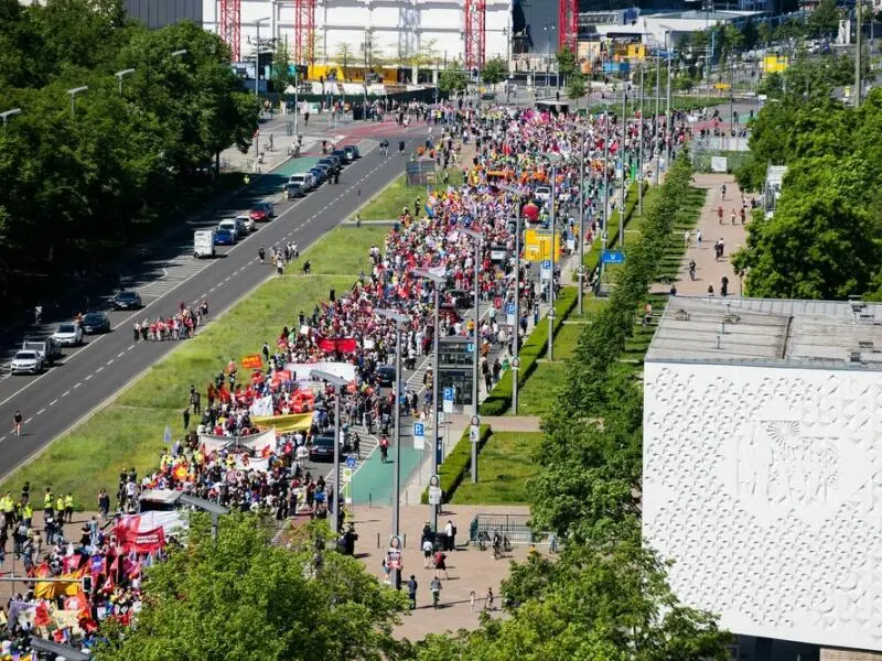 1.-Mai-Demonstrationen – Berlin - DGB