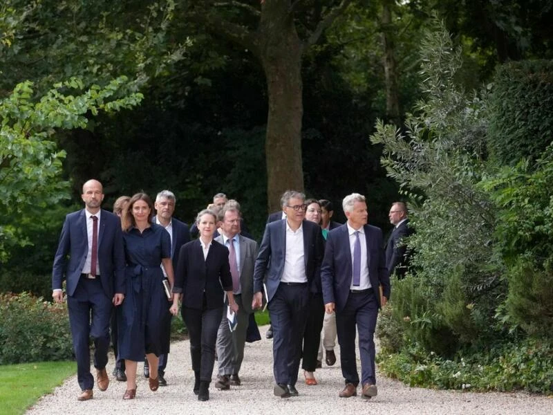 Regierungsbildung in Frankreich