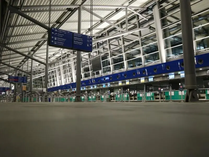 Warnstreik am Flughafen Leipzig-Halle