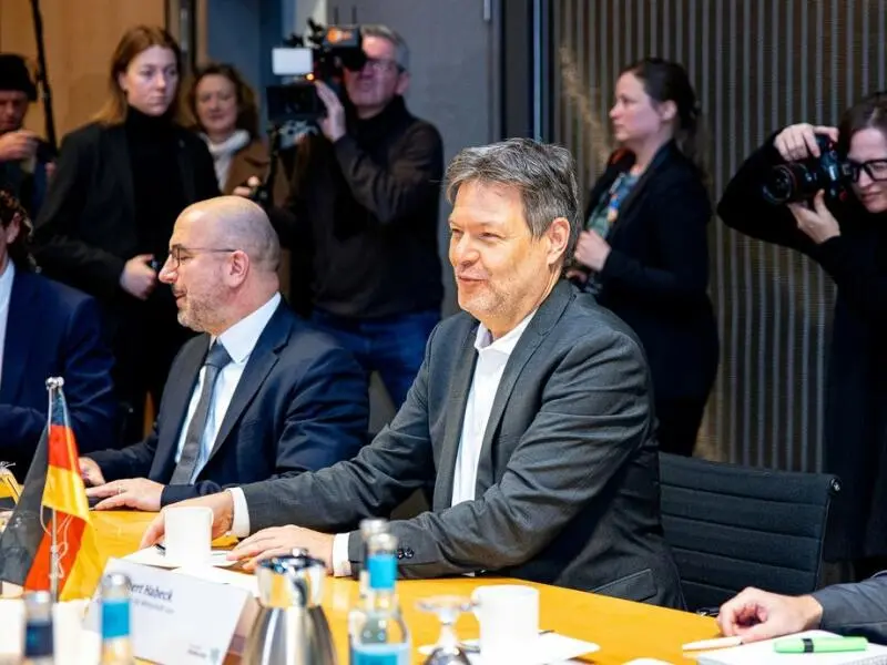 Bundeswirtschaftsminister Habeck besucht Saarland
