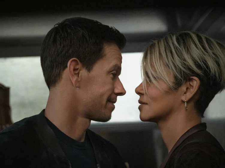 The Union: Das Ende des Netflix-Actioners mit Halle Berry und Mark Wahlberg erklärt