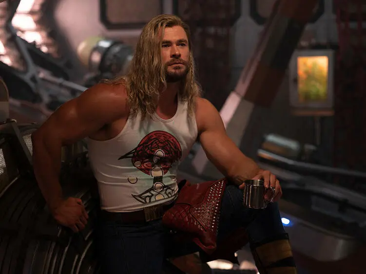 Thor 4: Love and Thunder | Kritik − Donnernde Action auf Speed