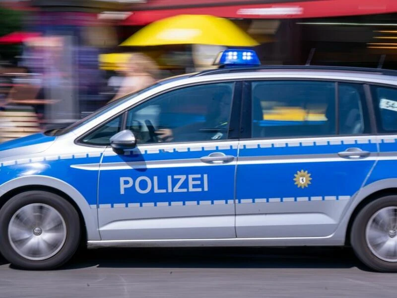 Polizeiauto mit Blaulicht