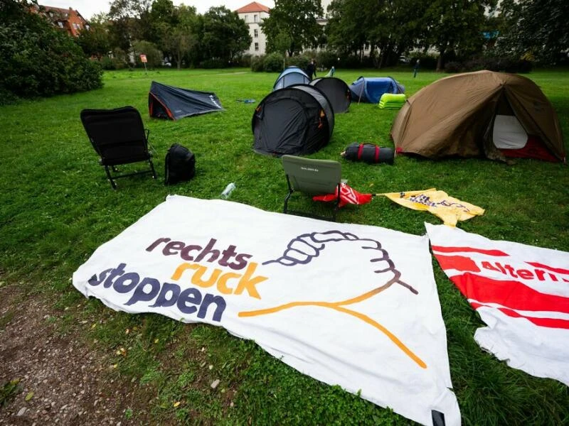 Demonstration vor der Konstituierung des Thüringer Landtags