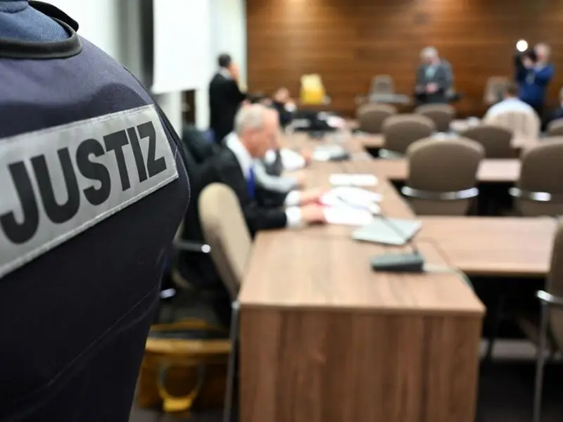Kölner Polizisten vor Gericht