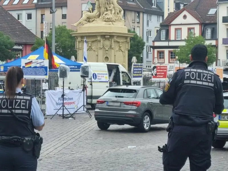 Mannheimer Marktplatz -  Polizeieinsatz