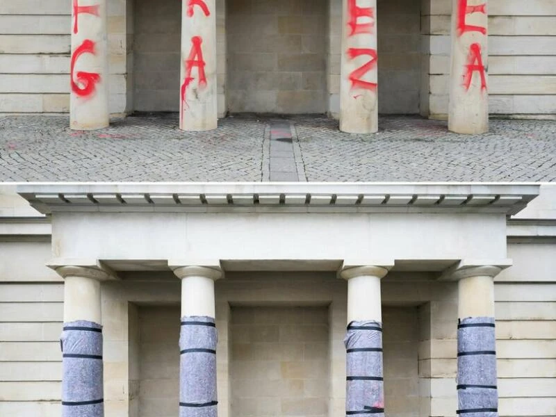 Landtag Niedersachsen - Beschädigungen durch Parolen