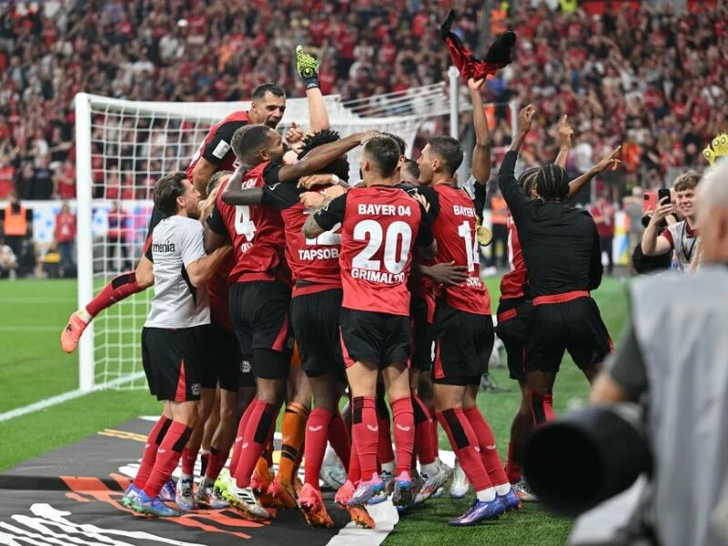 Bayer Leverkusen - VfB Stuttgart